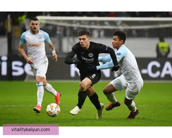 马赛本赛季防守数据持续提升，值得关注后防线稳健表现。